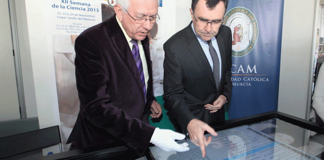 La UCAM acerca la ciencia a la sociedad a través de talleres prácticos