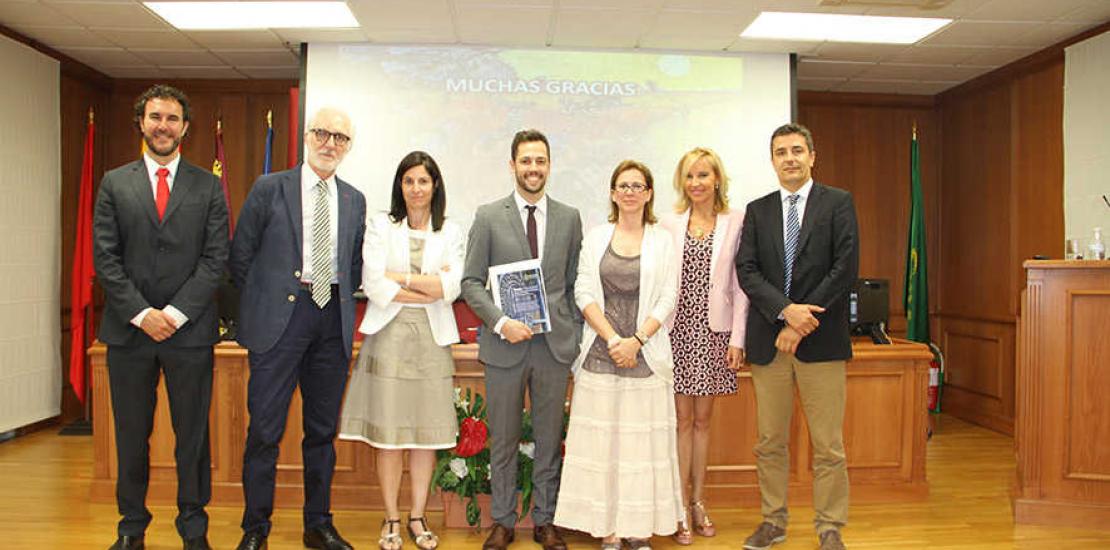 Un investigador de la UCAM identifica nuevos compuestos en el vino beneficiosos para la salud