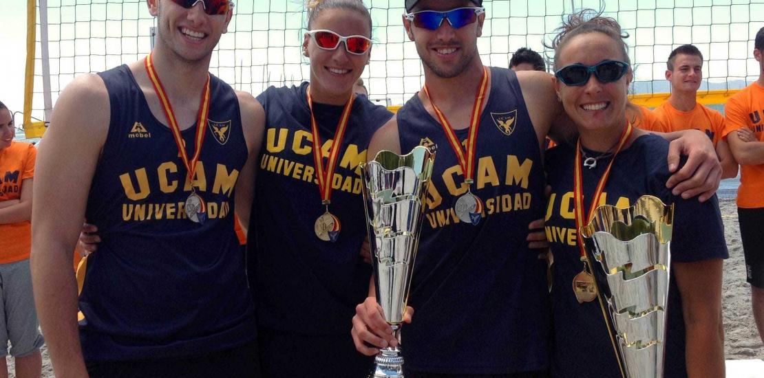 Dos medallas más para la UCAM en voley playa