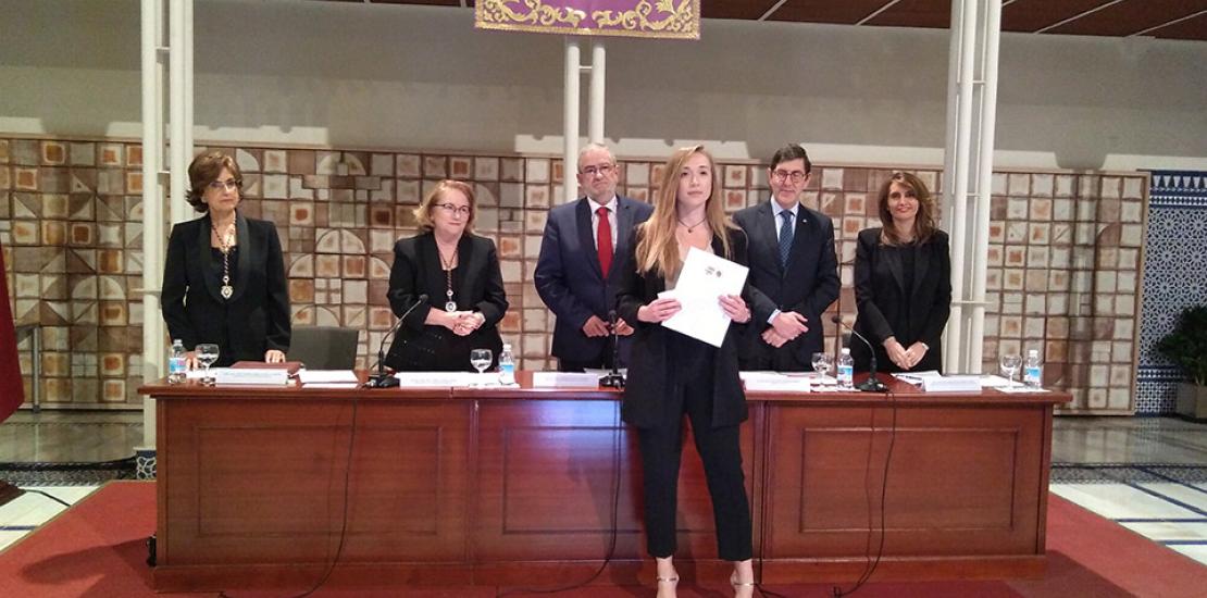 Premiados dos egresados de Farmacia de la UCAM