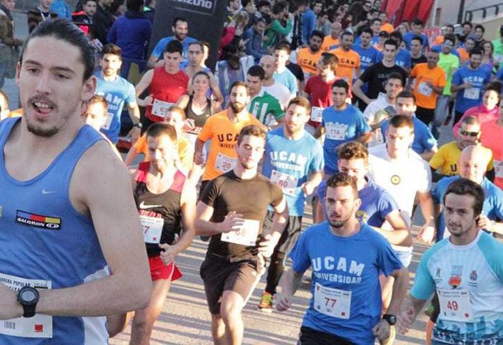 Andreu Blanes y Cristina González se imponen en la Carrera Popular de la UCAM