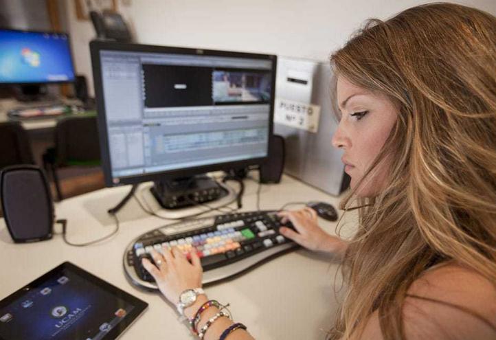 Profesionales de las comunicaciones debaten sobre las posibilidades del emprendimiento periodístico