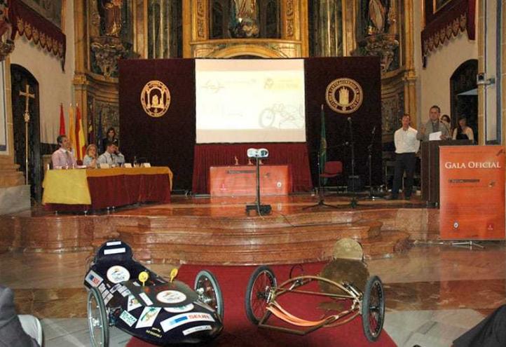 ‘La Luciérnaga Fundida’ entrega sus premios