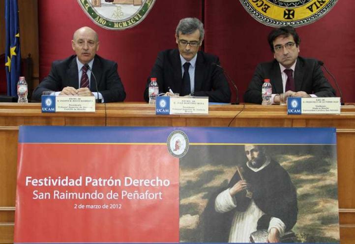 “Para los que creemos en valores, el Derecho debe ayudar a mejorar la sociedad”