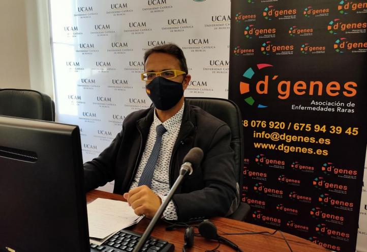 Juan Carrión durante el XIII Congreso de Enfermedades Raras de la UCAM, organizado por D´Genes