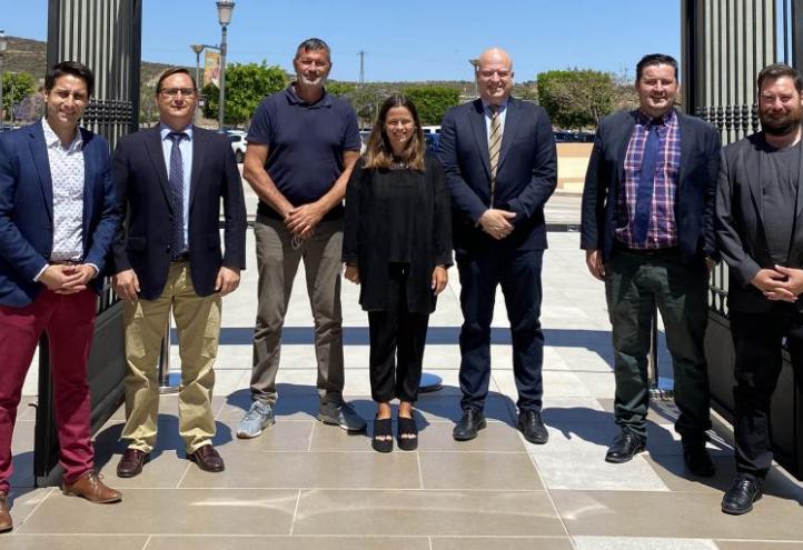  De izquierda a derecha, Juanma Molina, Antonio Sánchez Pato, Antonio Peñalver, Sofía Toro, Pablo Rosique, David Cal, Alejandro Leiva.