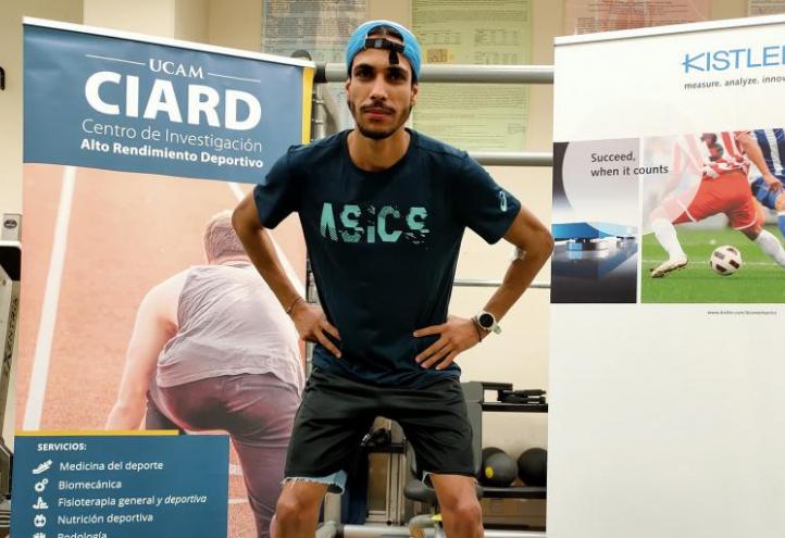 Prueba de salto en el Centro de Investigación y Alto Rendimiento Deportivo de la UCAM