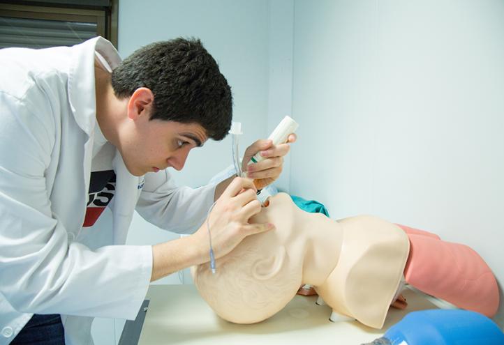 Egresado de Medicina