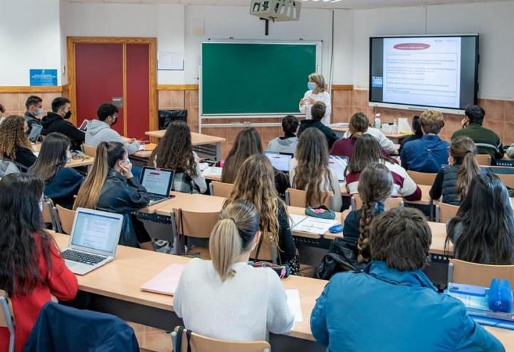 La UCAM ha sido valorada con una puntación global de cuatro estrellas sobre un máximo de cinco por la prestigiosa compañía Quacquarelli Symonds (QS)