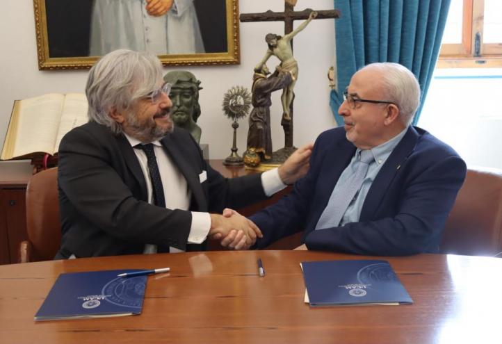  Ángel Navarro, presidente Ejecutivo y CEO de Azierta y José Luis Mendoza, presidente de la UCAM.