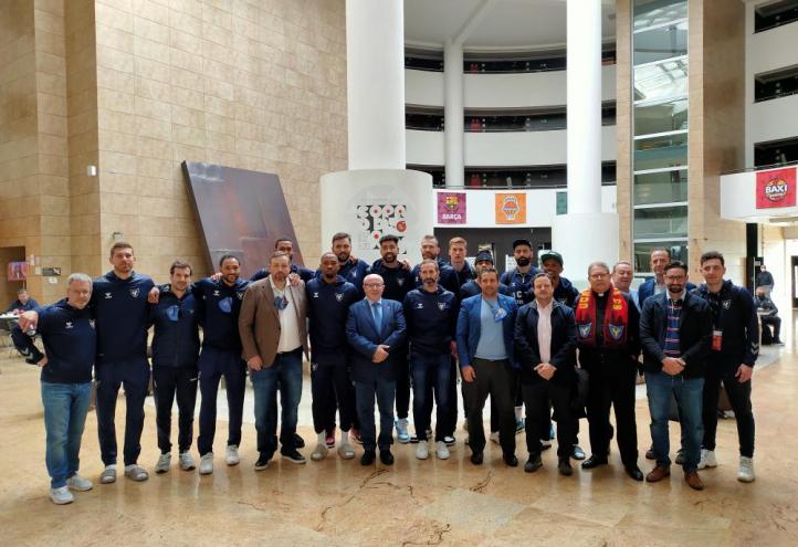 Jose Luis Mendoza, presidente de la Universidad Cátolica y del UCAM Murcia, dio la enhorabuena a la plantilla por su actuación en la Copa del Rey.