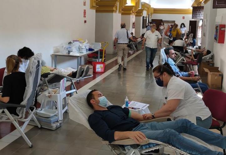 La primera planta del monasterio acogió la donación de sangre en el campus de Los Jerónimos. 