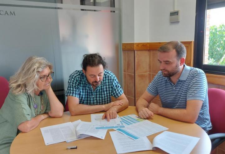 El grupo de investigadores de la Facultad de Comunicación de la UCAM que han realizado el estudio. 