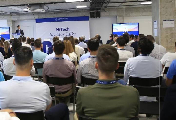 César Nicolás, director del Instituto Tecnológico de Murcia de la UCAM, durante su intervención en la Jornada &#039;HiTech Investor Talks&#039;.