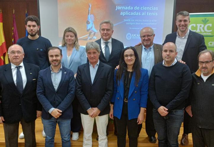 Cuidar al tenista en su formación, clave para evitar lesiones futuras