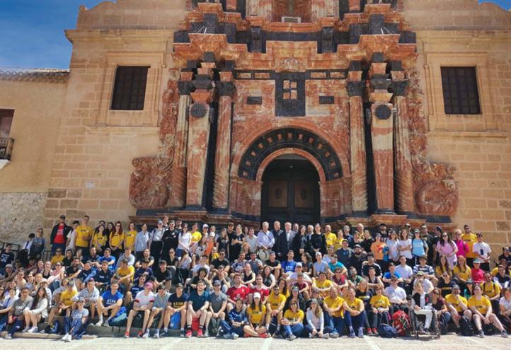 250 estudiantes de UCAM FP peregrinan a Caravaca