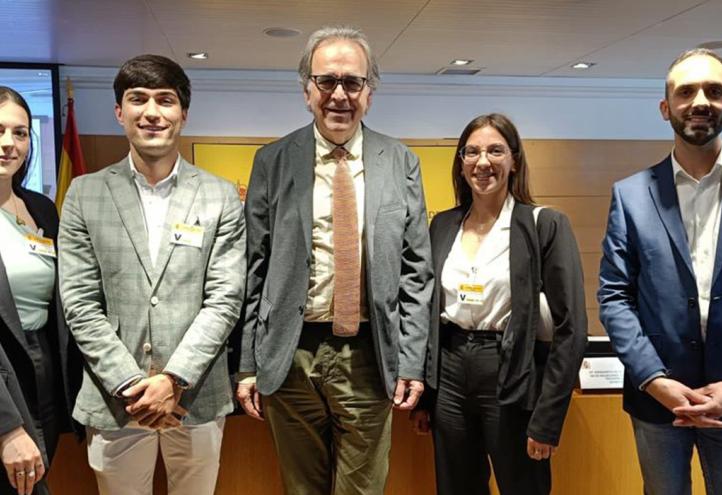 Minisitro Universidades alumnos UCAM