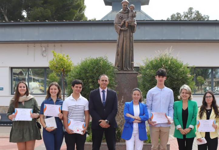 UCAM Cartagena premia a los ganadores de sus Olimpiadas Científicas 