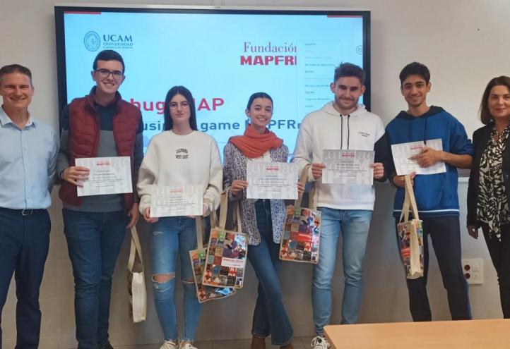 Alumnos de ADE de la UCAM