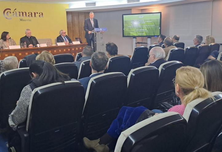 Conferencia en la Cámara de Comercio de Murcia