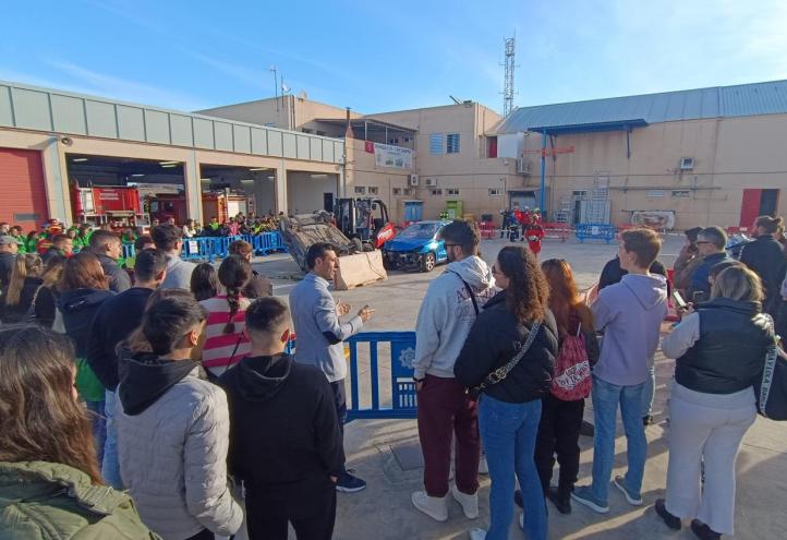 Alumnos de Criminología en una sesión práctica