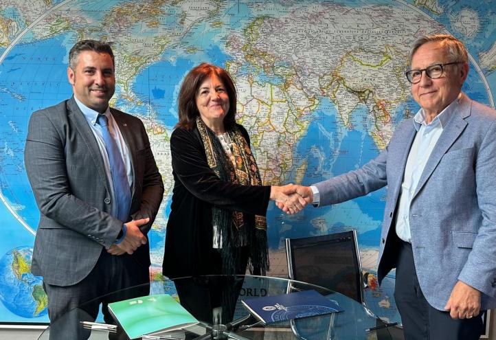 firma de convenio AMC