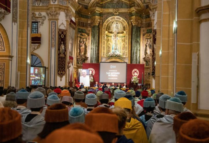 El Templo del Monasterio de Los Jerónimos durante el acto