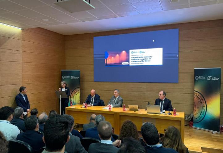 Jornadas, Cátedra Medio Ambiente, Grupo Hozono