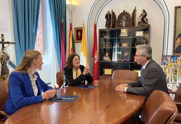 renovación convenio UCAM-FOM practicas movilidad