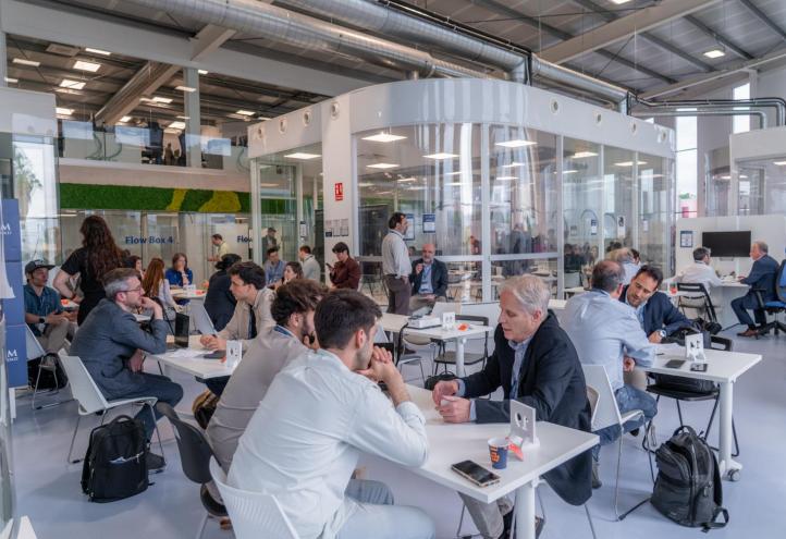 Networking entre emprendedores e inversores en el UCAM HiTech