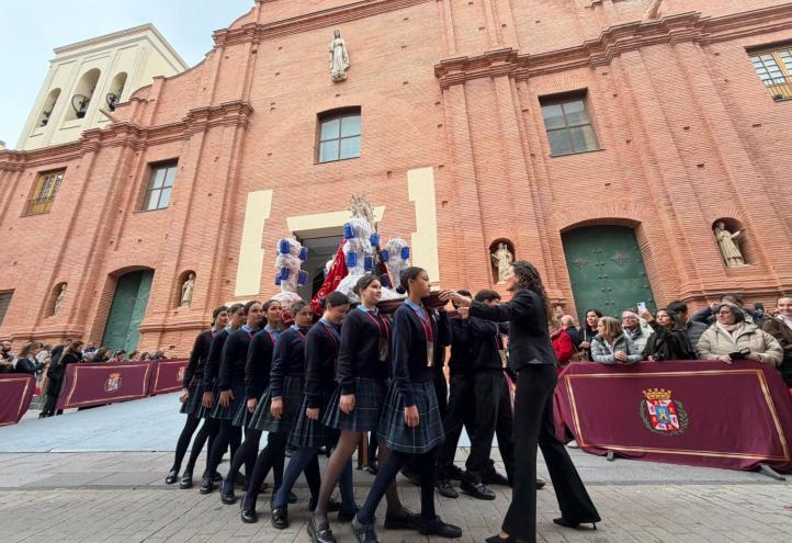 Procesion, Ayuntamiento, Colegios
