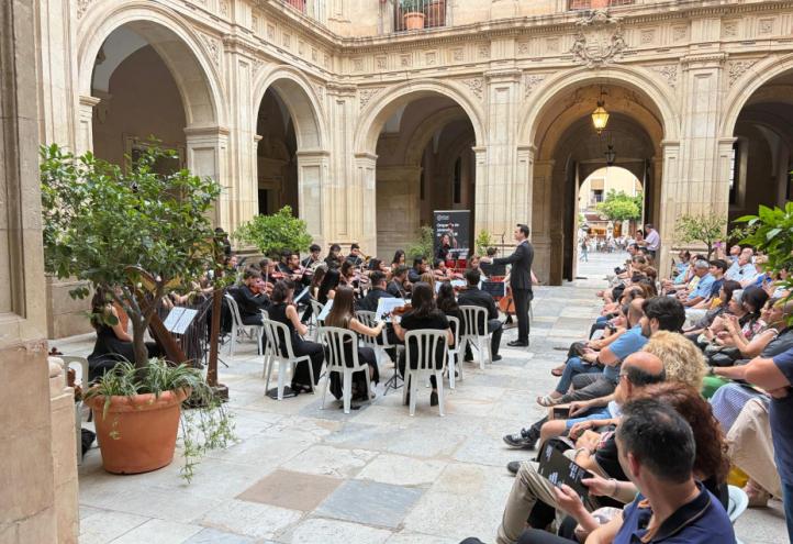 La Orquesta de Jóvenes de la UCAM en el Palacio Episcopal.