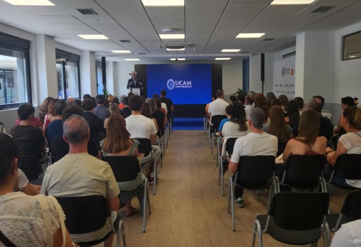 Aula con asistentes a la Jornada
