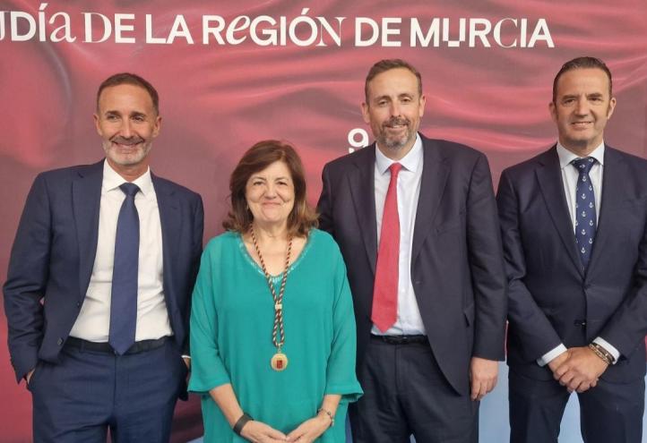 Medalla de oro región de Murcia UCAM Murcia CB