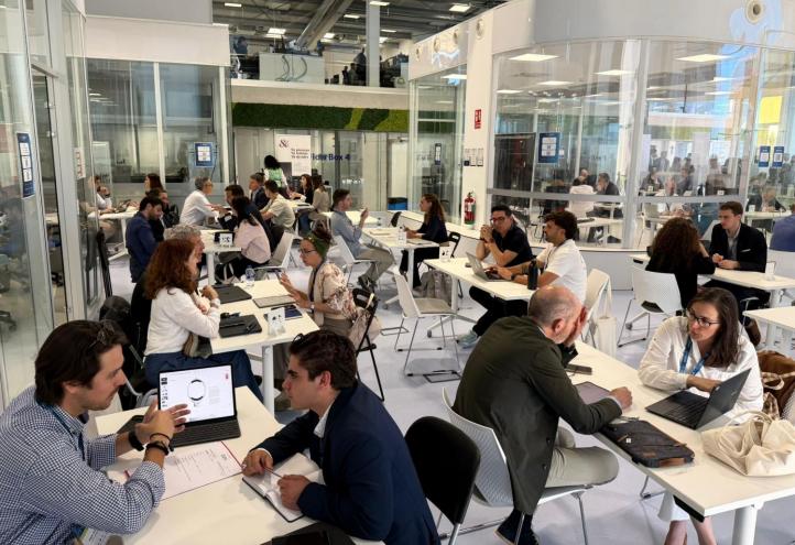 Actividad de emprendimiento científico celebrada en UCAM HiTech.