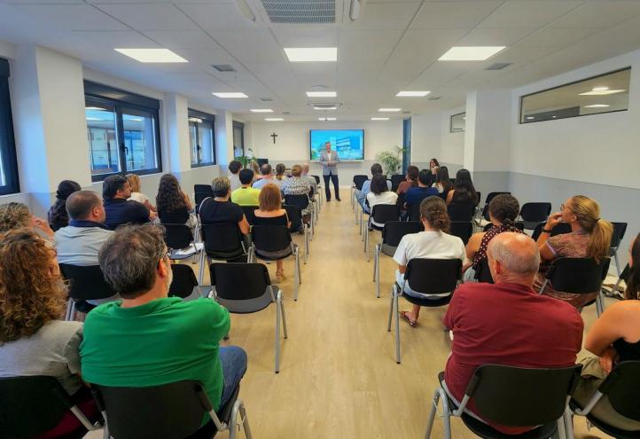 Un aula del Campus acoge a futuros estudiantes y sus familias