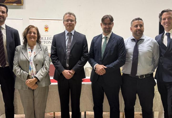 Miembros UCAM con Shane Legg