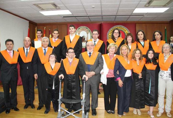 Se diploma la primera promoción de alumnos del programa CAPACITAS