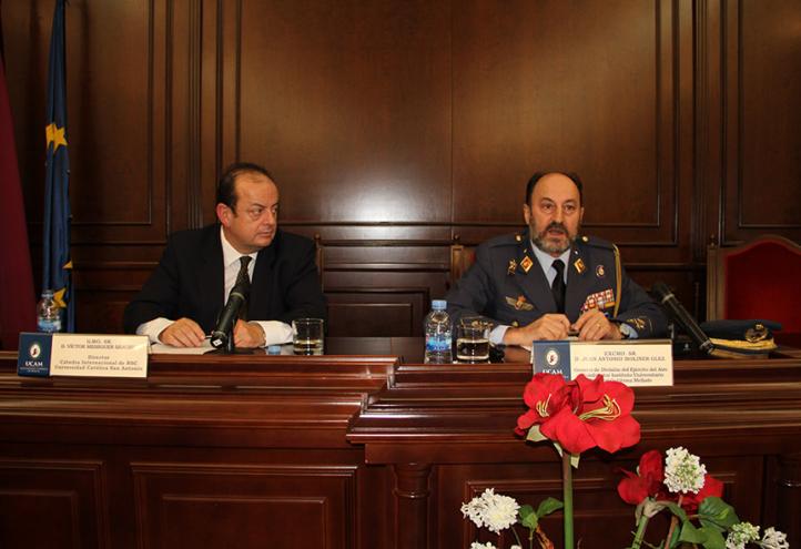 “En cuatro años tendremos a la primera mujer general del Ejército”