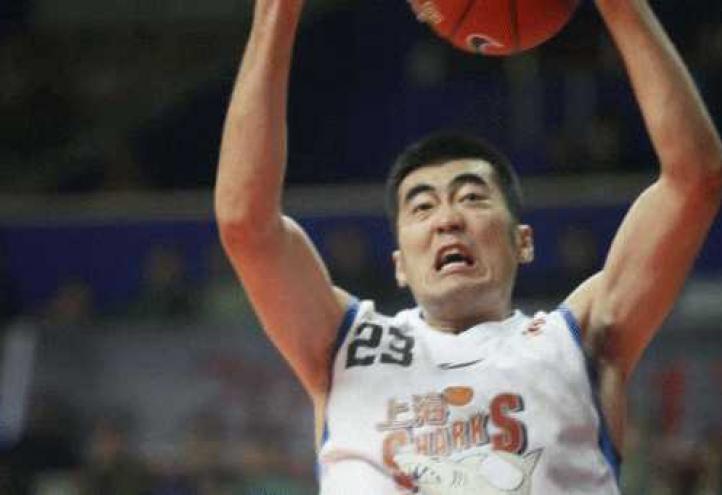 Acuerdo de amistad entre los Shanghai Sharks y el UCAM Murcia