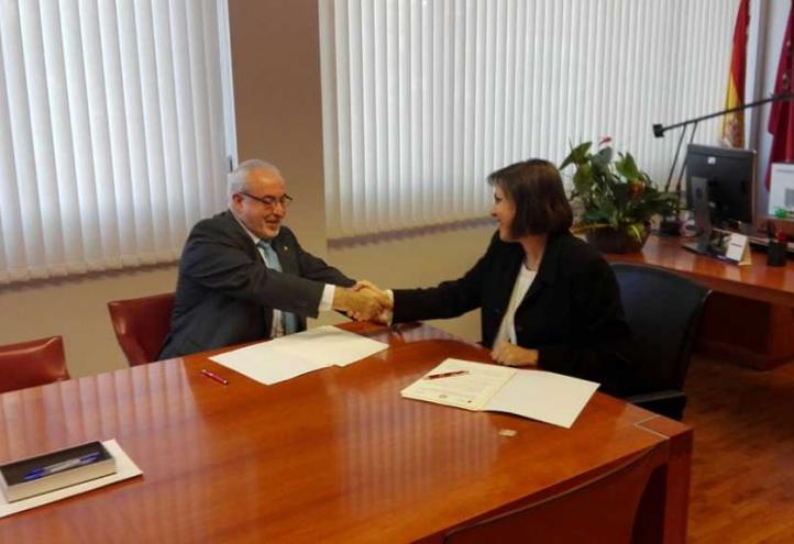 La UCAM firma con el Servicio Murciano de Salud el convenio para las prácticas de Medicina