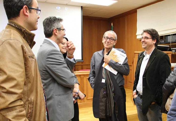 Joaquín Gª Cruz: &quot;Las noticias más importantes llegan siempre a deshora&quot;