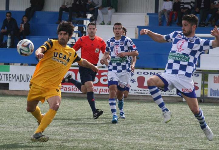 El UCAM Murcia CF sigue sumando