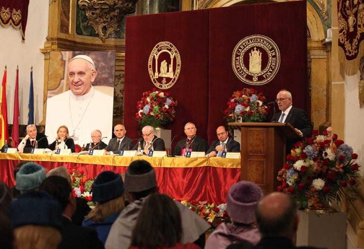 “Debemos ocuparnos de ser solidarios con la mujer embarazada, para que no llegue a plantearse algo tan dramático como es un aborto”