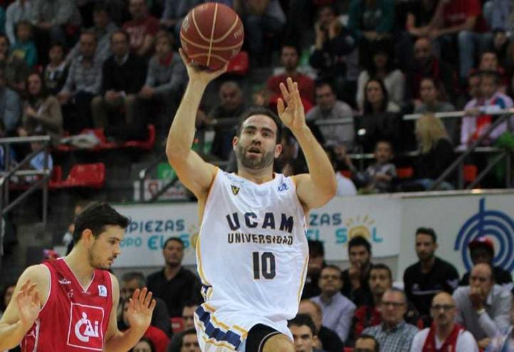 UCAM Murcia CB - CAI Zaragoza, a beneficio de D&#039;Genes Murcia