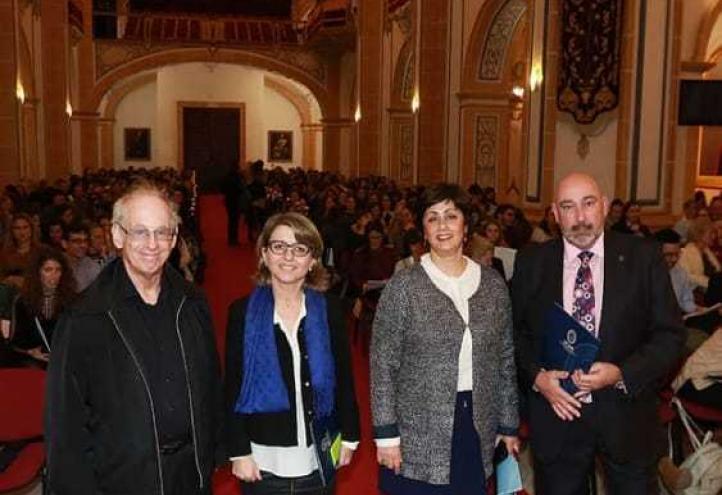 “Lo más importante para los niños de hoy en día es aprender a entender”