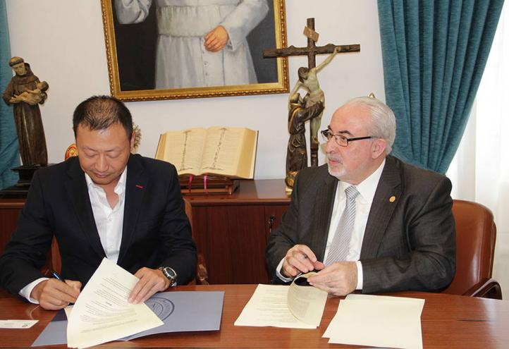 La UCAM impartirá formación de postgrado en el ámbito del deporte en la Guangzhou Sports University de China 