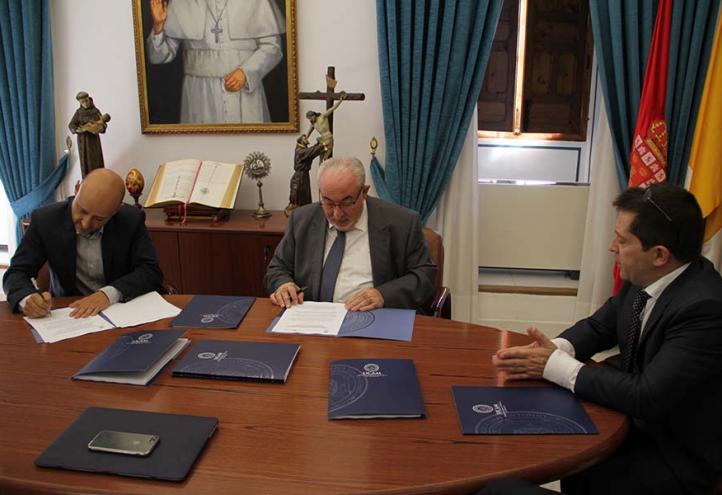 La UCAM amplía su oferta formativa online 