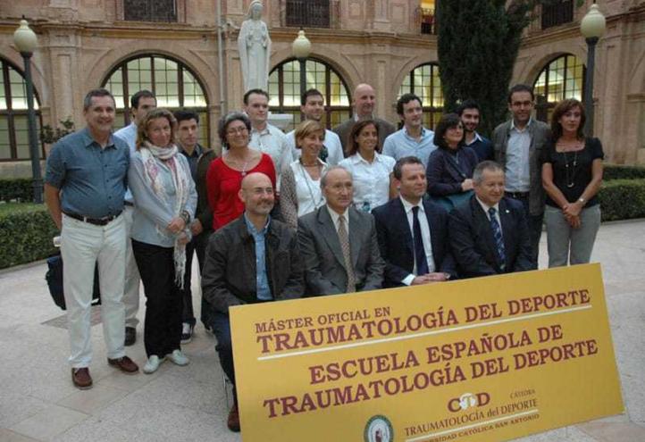 El médico de la Selección Española de Fútbol visita la UCAM