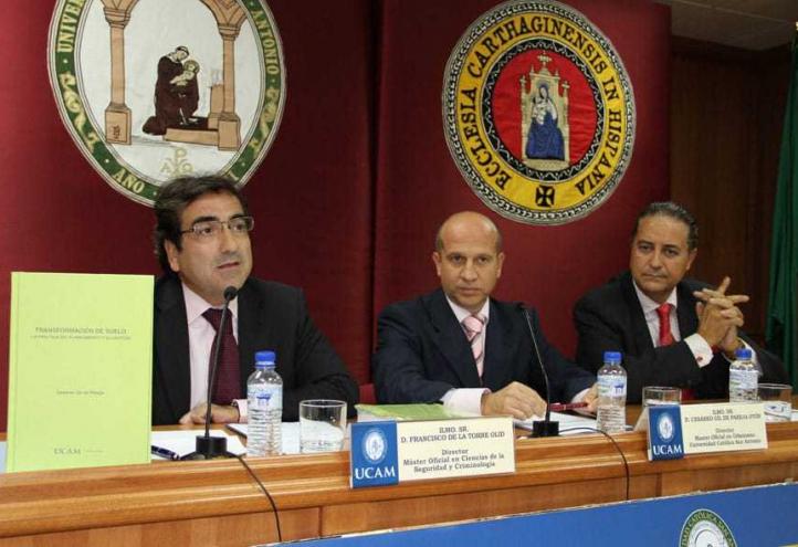 El urbanista Cesáreo Gil presenta un libro práctico sobre Urbanismo